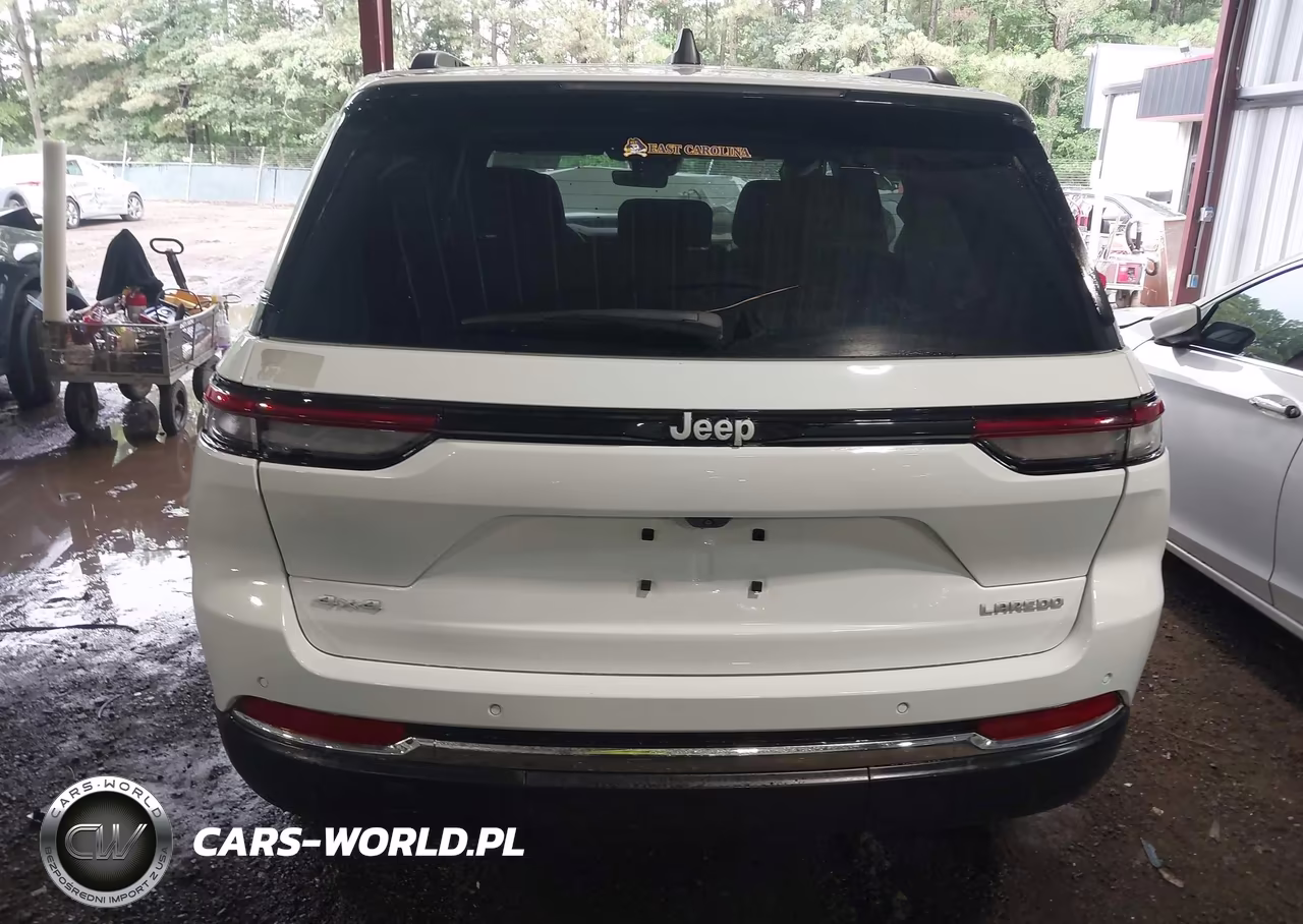 2025 Jeep Grand Cherokee Laredo X 4X4 VIN:1C4RJHAG4SC343829 - 16