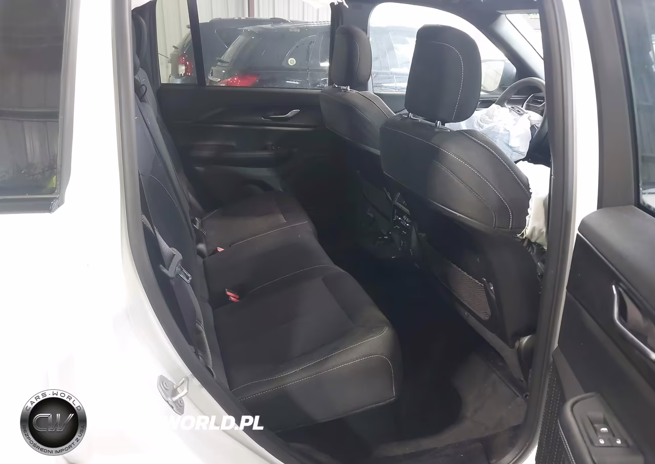 2025 Jeep Grand Cherokee Laredo X 4X4 VIN:1C4RJHAG4SC343829 - 8