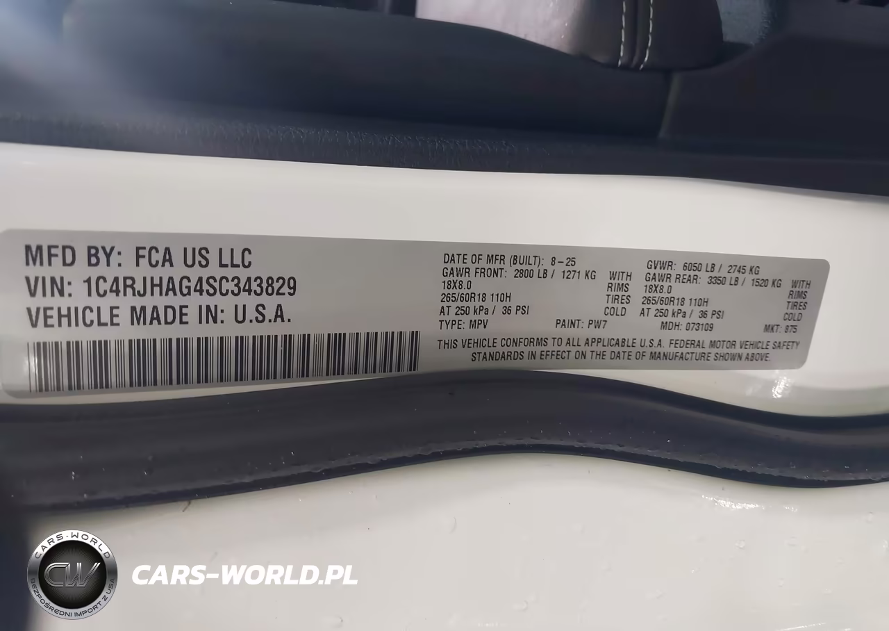 2025 Jeep Grand Cherokee Laredo X 4X4 VIN:1C4RJHAG4SC343829 - 9