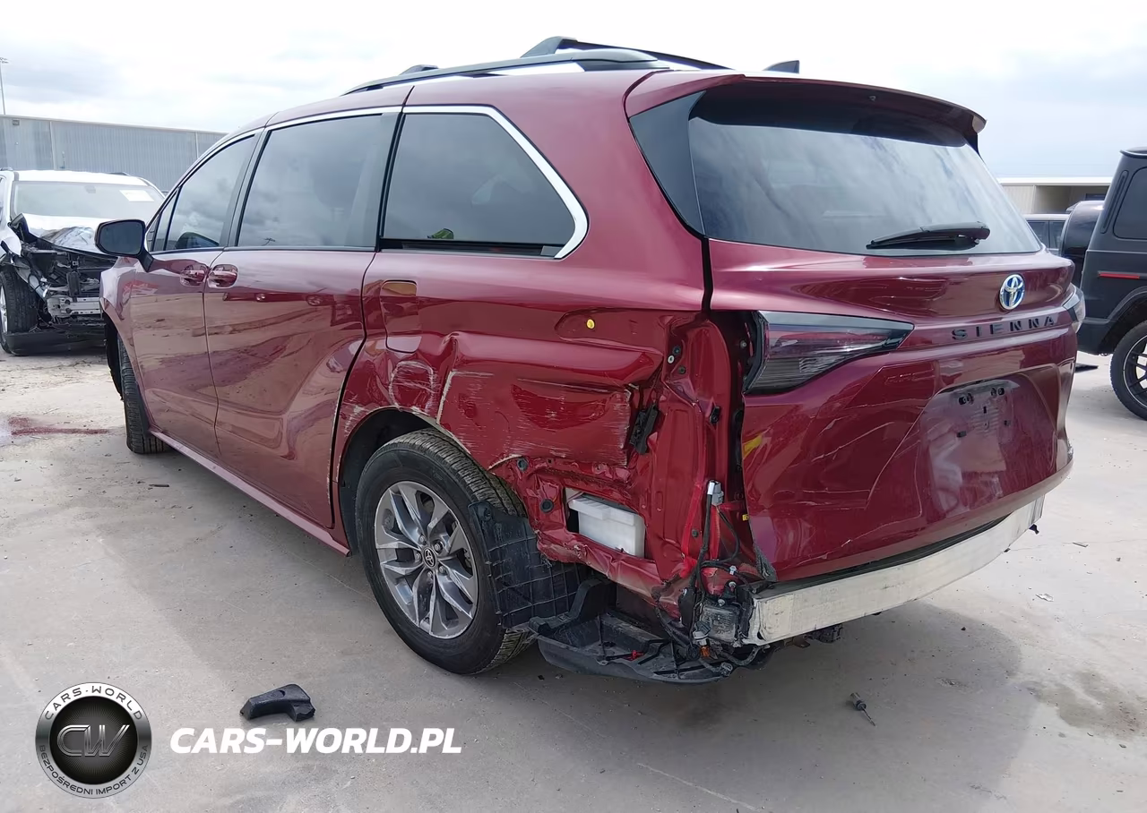 2024 Toyota Sienna Le VIN:5TDKRKEC3RS200846 - 3
