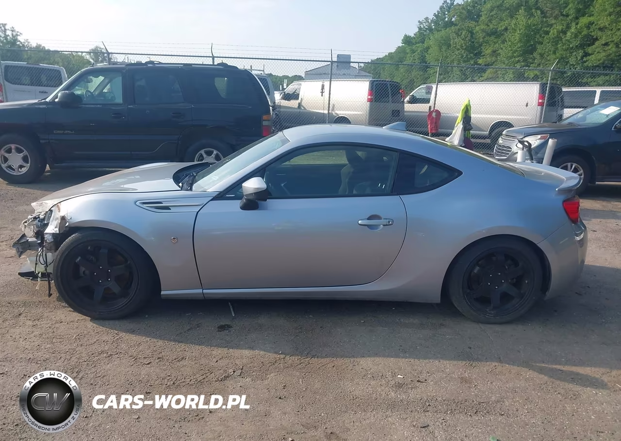 2017 Toyota 86 VIN:JF1ZNAA17H9709317 - 14