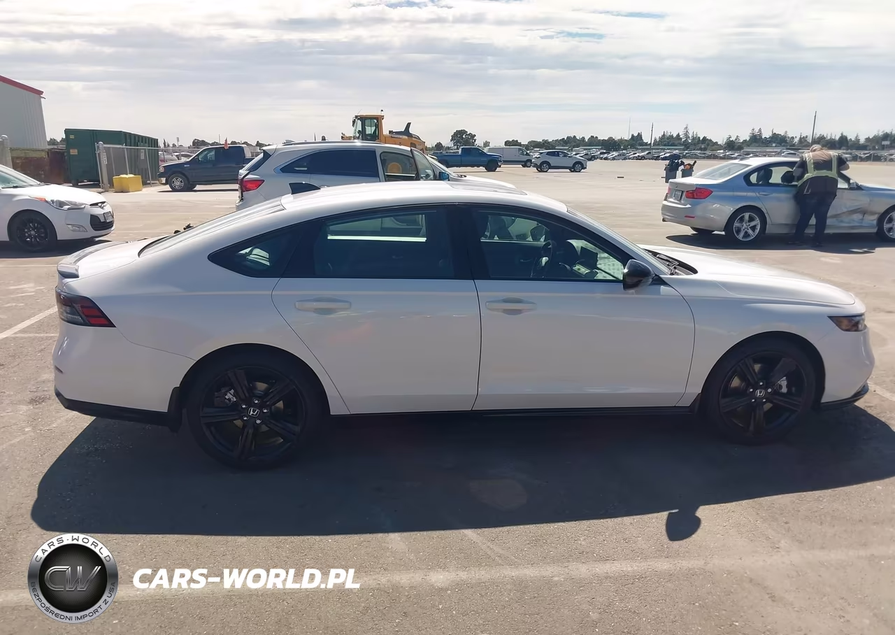 2026 Honda Accord Hybrid Sport-L VIN:1HGCY2F72TA038559 - 13