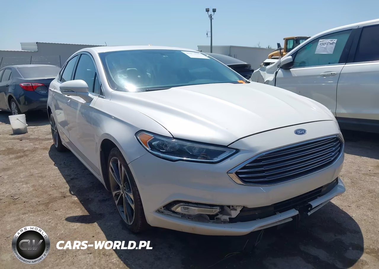 2017 Ford Fusion Titanium – zdjęcie 1 z 16