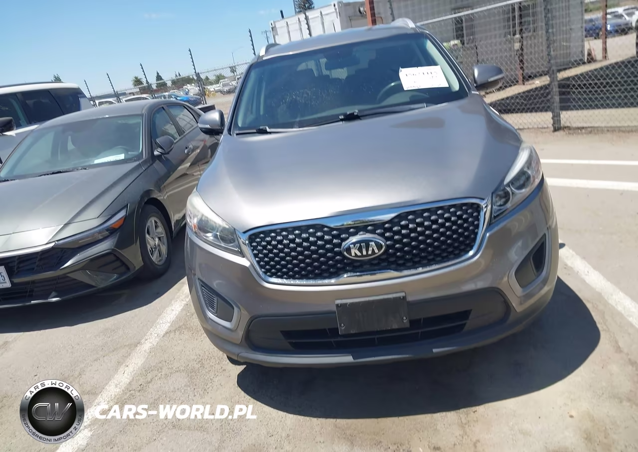 2018 Kia Sorento 3.3L Lx VIN:5XYPG4A55JG389998 - 12