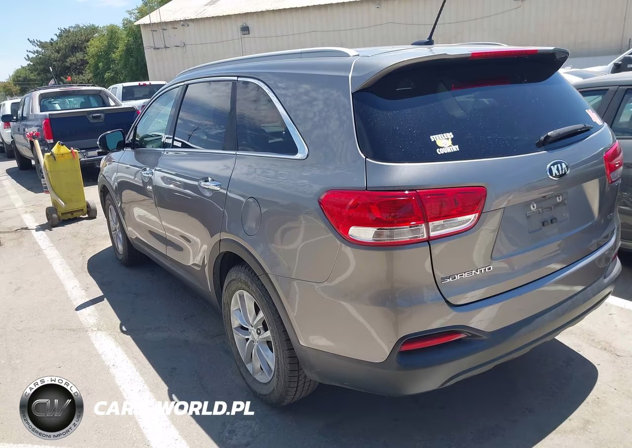 2018 Kia Sorento 3.3L Lx VIN:5XYPG4A55JG389998 - 3
