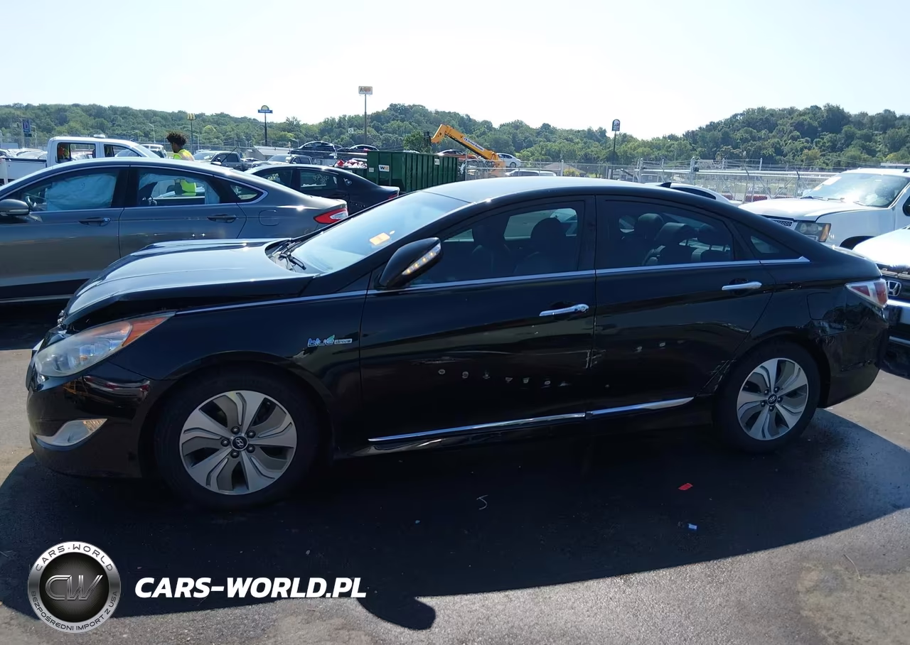 2013 Hyundai Sonata Hybrid Limited VIN:KMHEC4A45DA090375 - 17