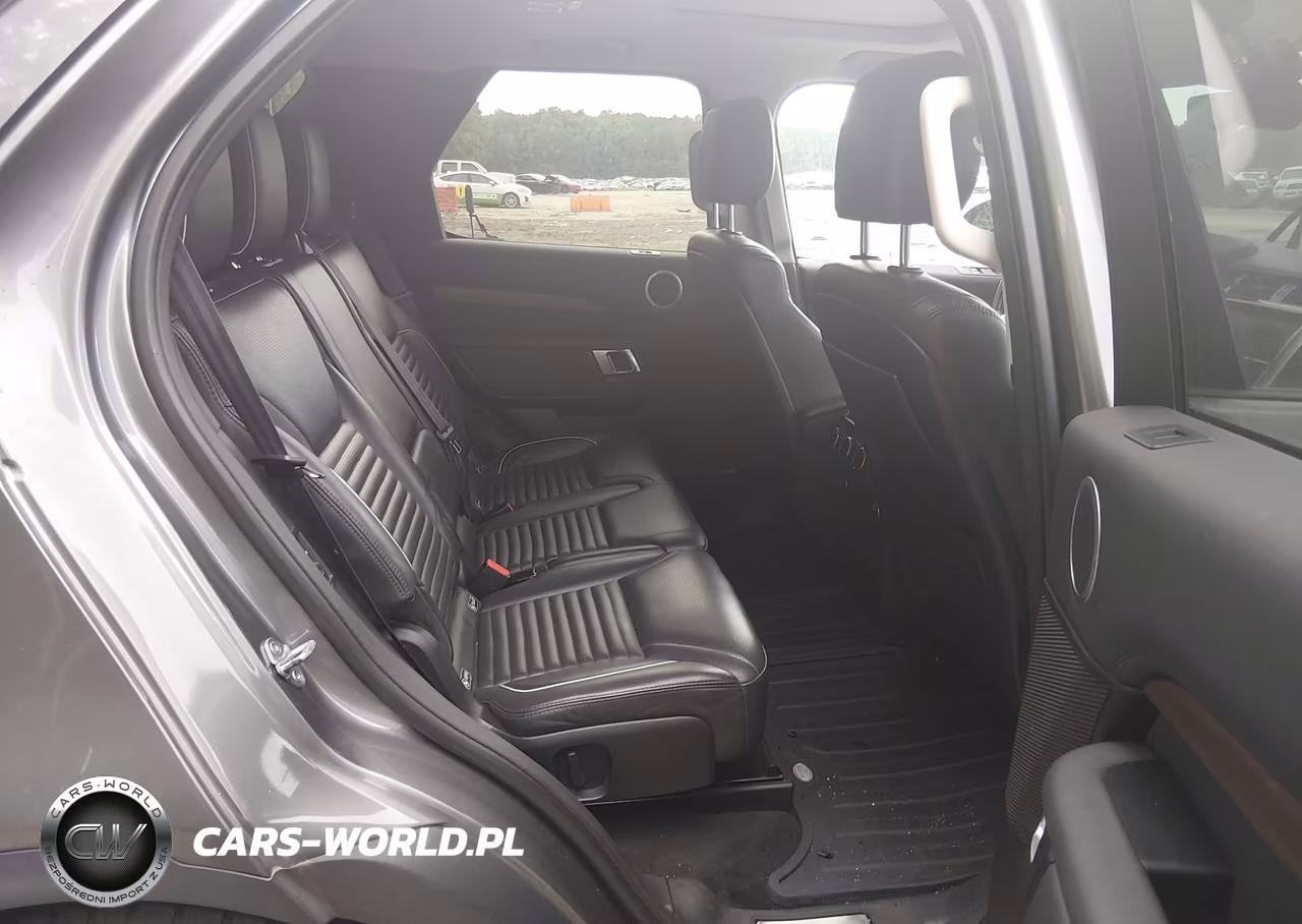 2017 Land Rover Discovery Hse VIN:SALRRBBV5HA005680 - 8
