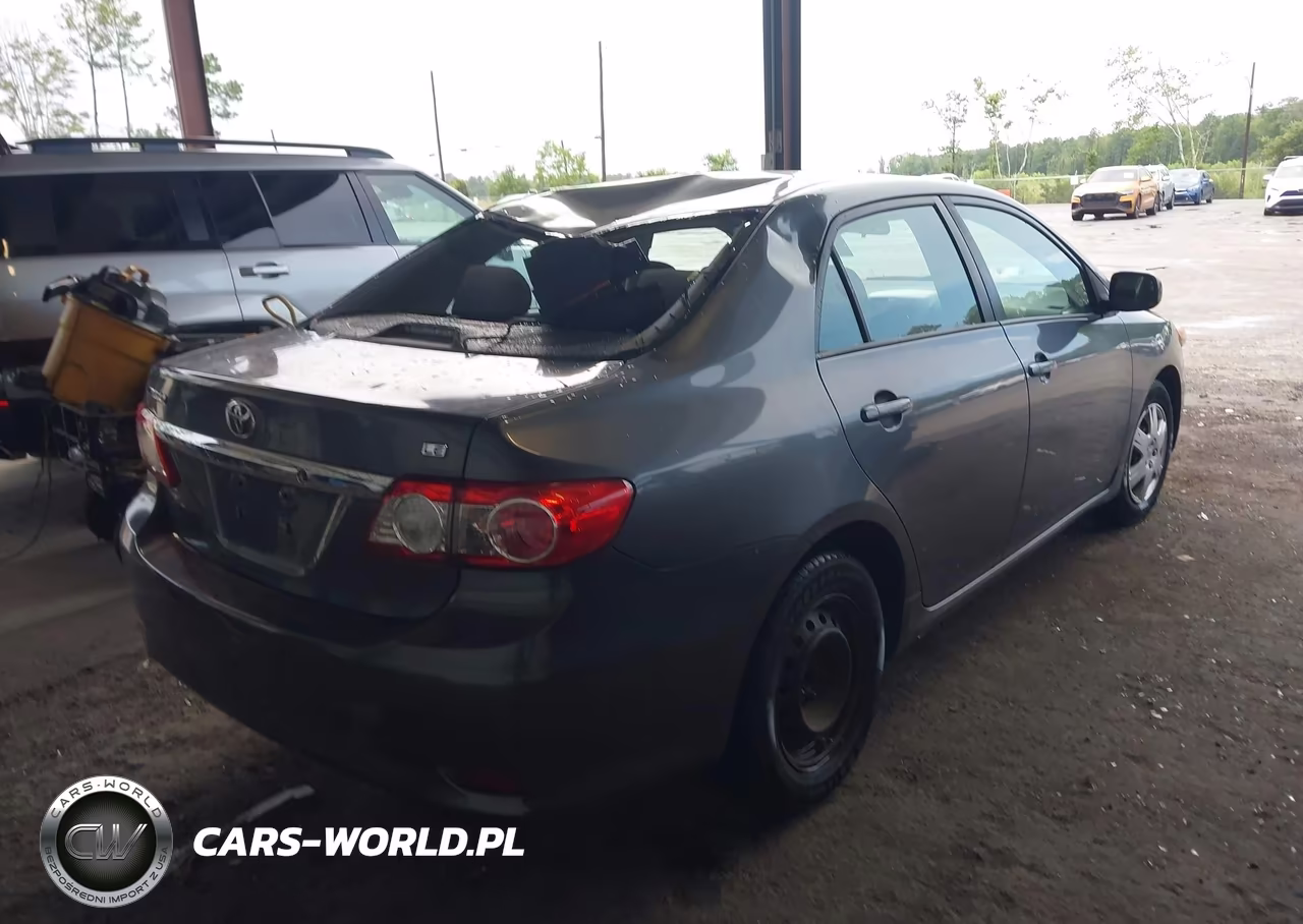 2011 Toyota Corolla Le VIN:2T1BU4EEXBC599894 - 4