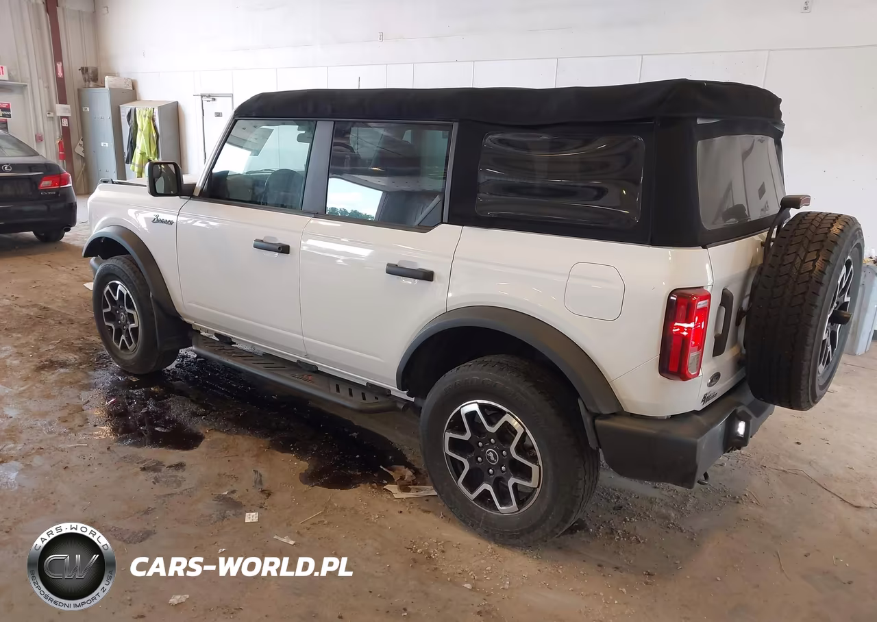 2023 Ford Bronco Big Bend VIN:1FMDE5BHXPLB13199 - 3