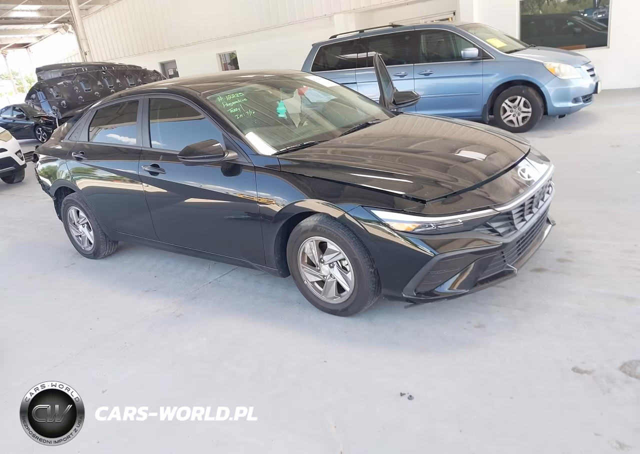 2025 Hyundai Elantra Se – zdjęcie 1 z 16
