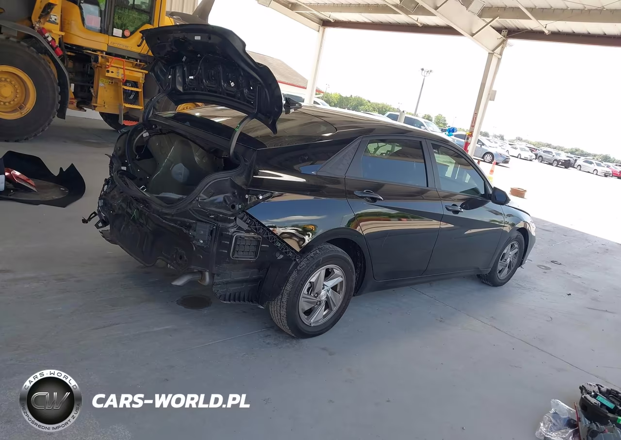 2025 Hyundai Elantra Se VIN:KMHLL4DG2SU929956 - 4
