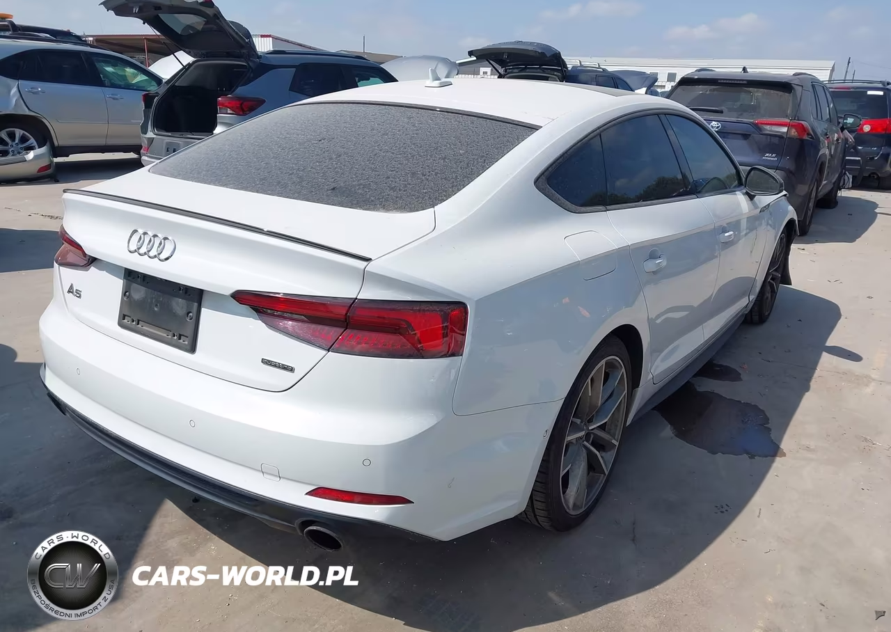 2019 Audi A5 45 Premium VIN:WAUFNCF56KA076686 - 4