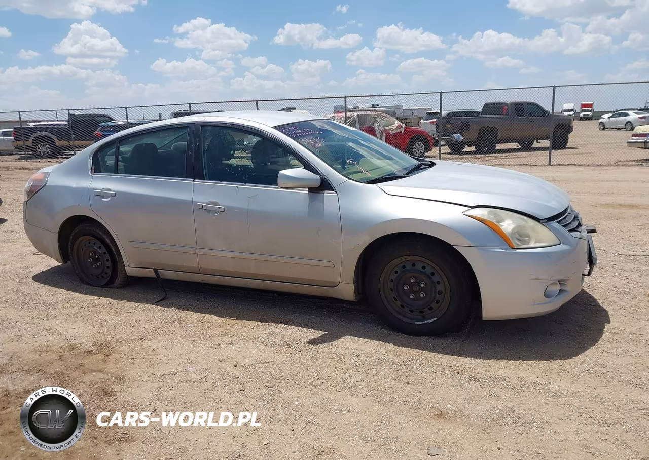 2011 Nissan Altima 2.5 S VIN:1N4AL2AP1BN513613 - 13