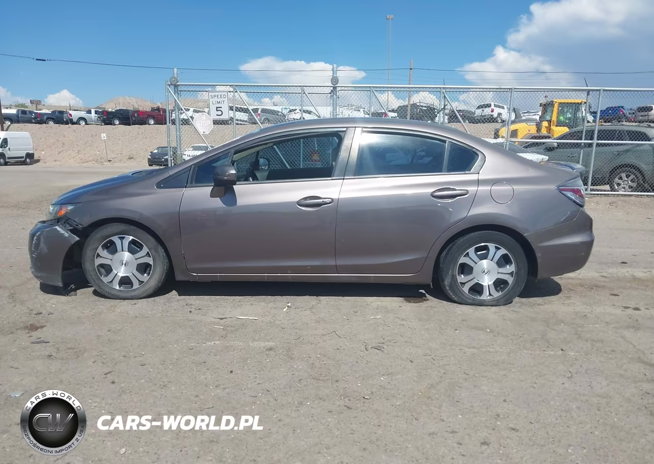2014 Honda Civic Hybrid VIN:19XFB4F25EE000742 - 14