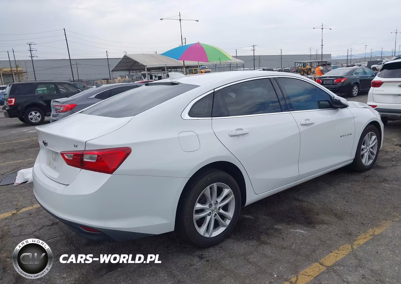2017 Chevrolet Malibu 1Lt VIN:1G1ZE5ST1HF293843 - 4