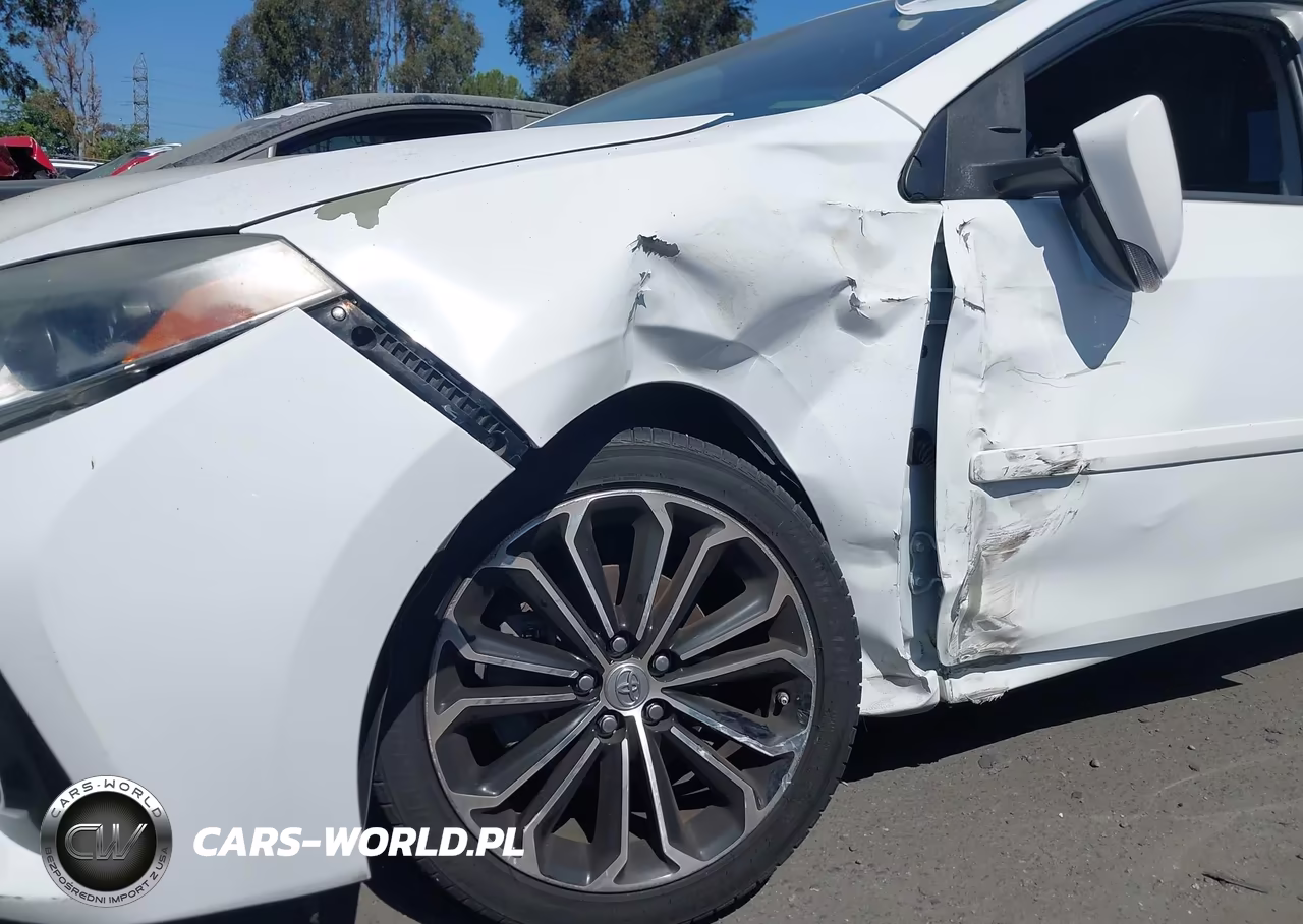 2016 Toyota Corolla S Plus VIN:5YFBURHE3GP497336 - 6