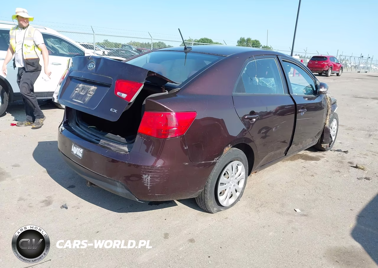 2010 Kia Forte Ex VIN:KNAFU4A20A5310172 - 4