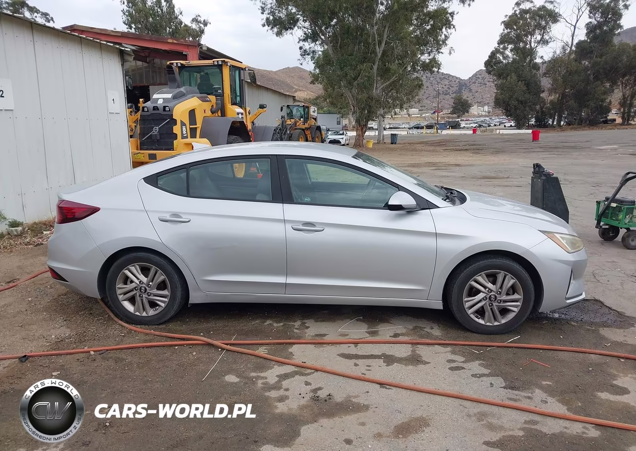 2019 Hyundai Elantra Sel VIN:5NPD84LF6KH469052 - 13