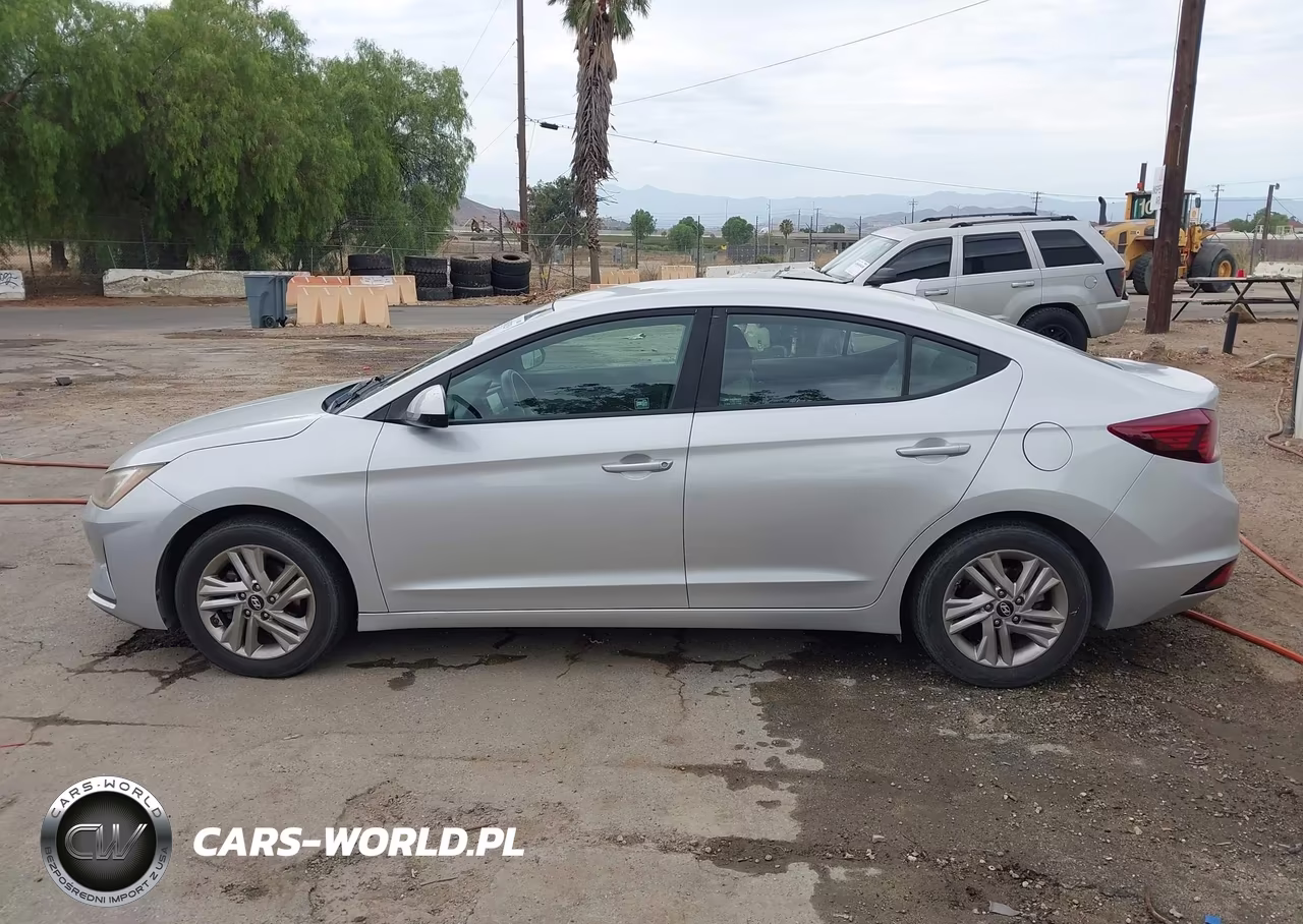 2019 Hyundai Elantra Sel VIN:5NPD84LF6KH469052 - 14