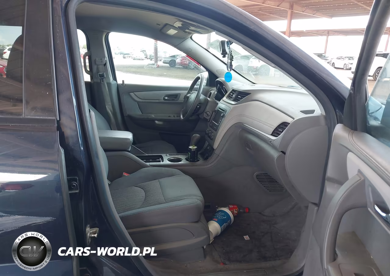 2015 Chevrolet Traverse Ls VIN:1GNKRFED4FJ281713 - 5