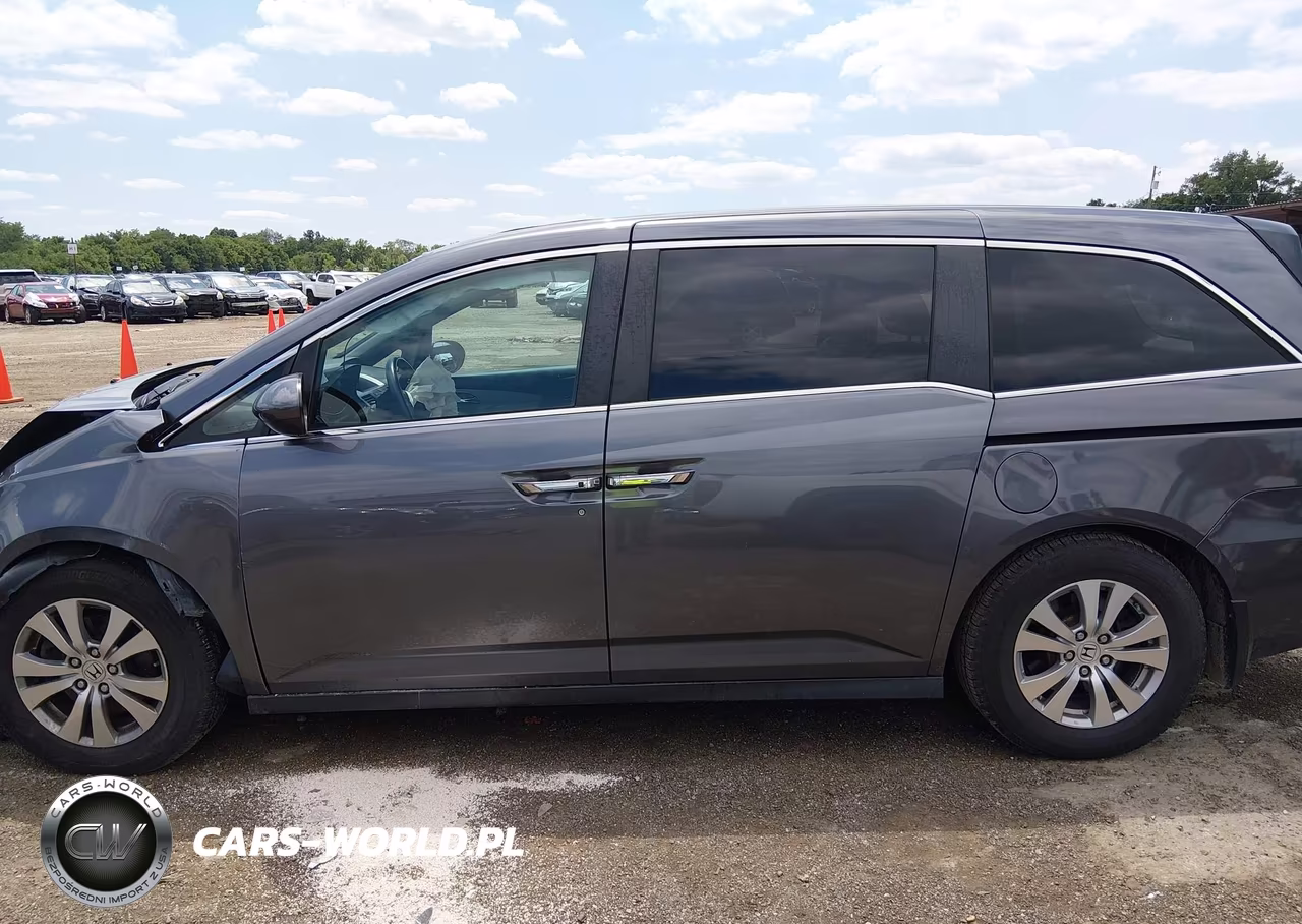 2015 Honda Odyssey Ex-L VIN:5FNRL5H63FB005403 - 14