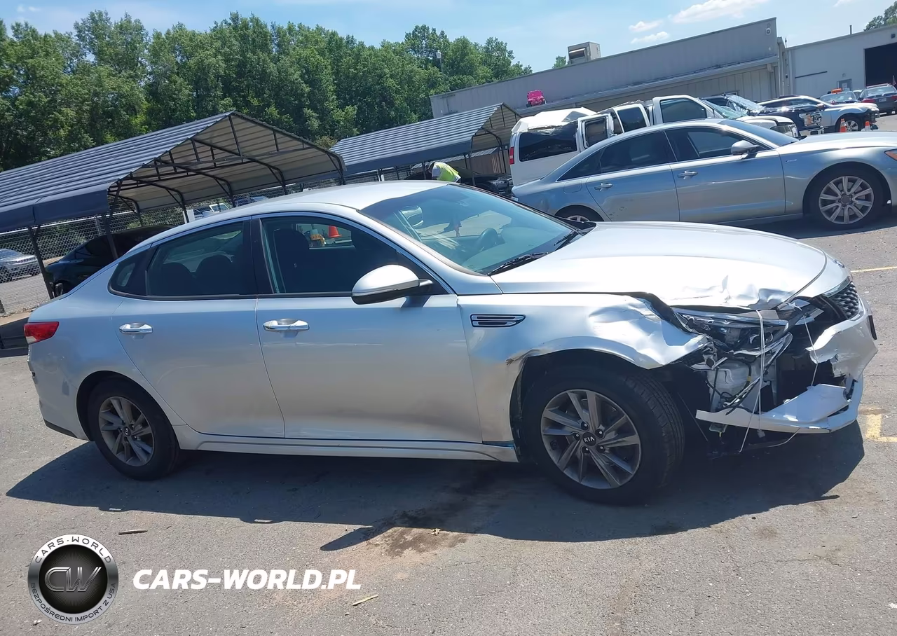 2020 Kia Optima Lx VIN:5XXGT4L35LG425753 - 13