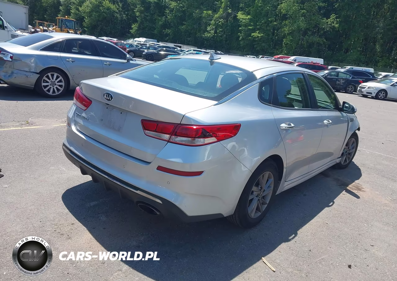 2020 Kia Optima Lx VIN:5XXGT4L35LG425753 - 4