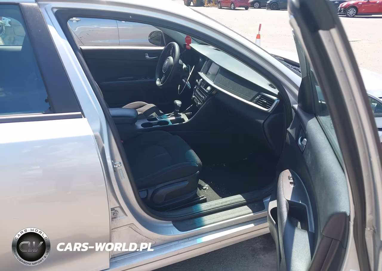 2020 Kia Optima Lx VIN:5XXGT4L35LG425753 - 5