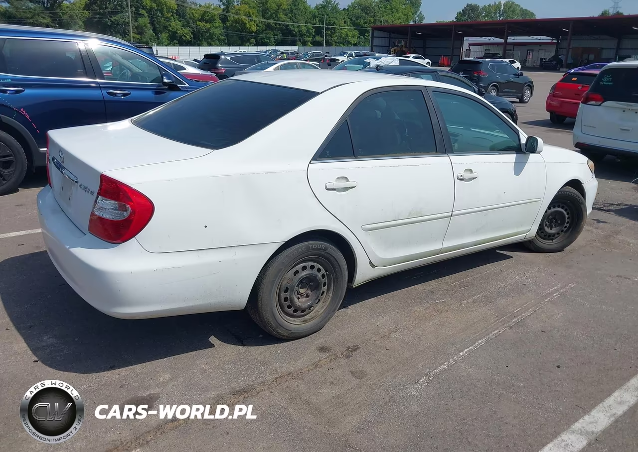 2004 Toyota Camry Le VIN:4T1BE32K54U279658 - 4
