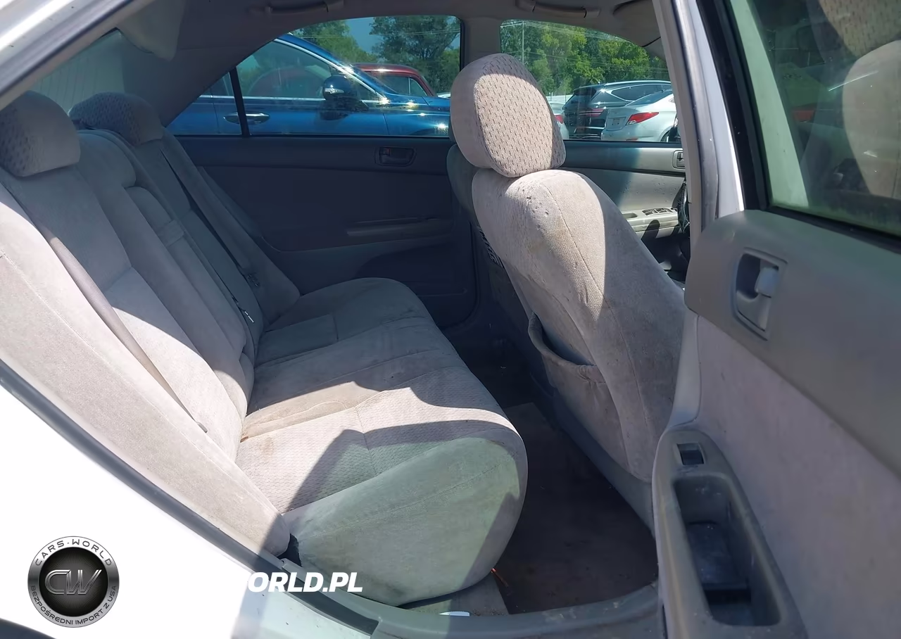 2004 Toyota Camry Le VIN:4T1BE32K54U279658 - 8