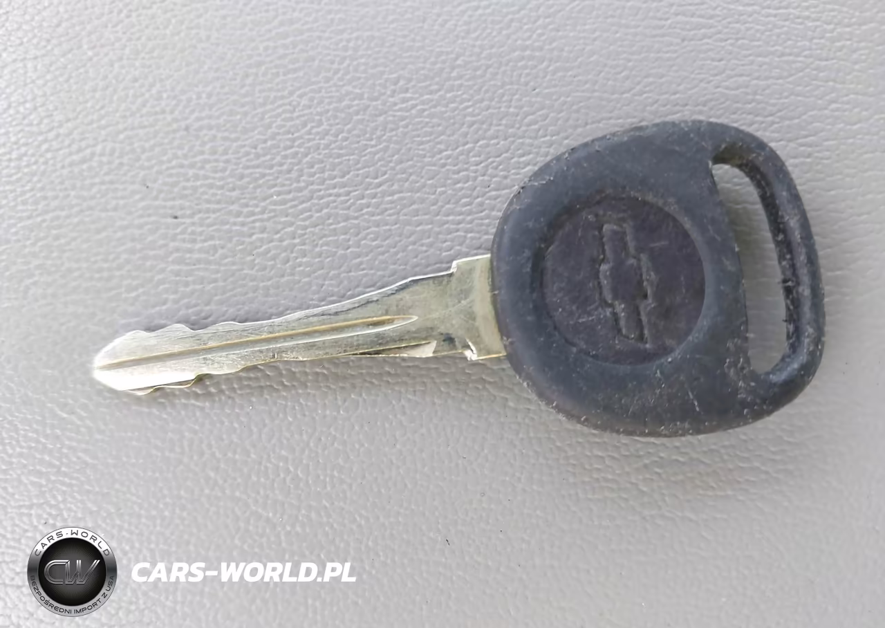 2006 Chevrolet Equinox Ls VIN:2CNDL13F666194107 - 11