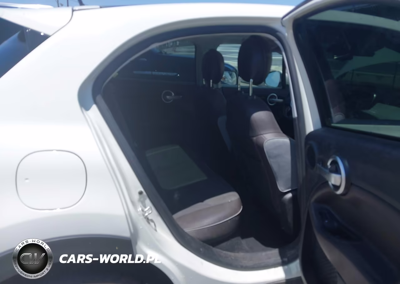 2017 Fiat 500X Lounge Fwd VIN:ZFBCFXDB9HP607536 - 8