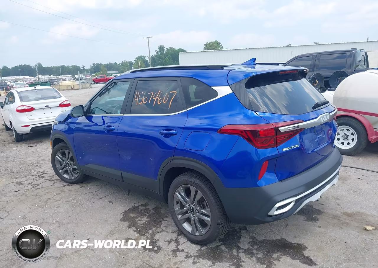2022 Kia Seltos S VIN:KNDEU2AA9N7329890 - 3