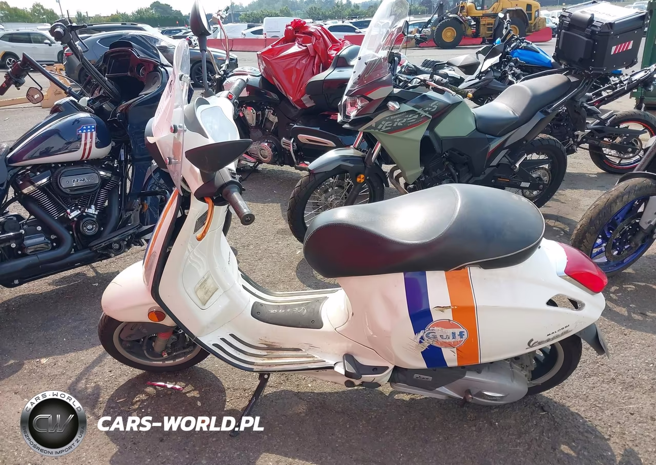 2017 Vespa Sprint 150 3V VIN:ZAPM818G8H5401844 - 13