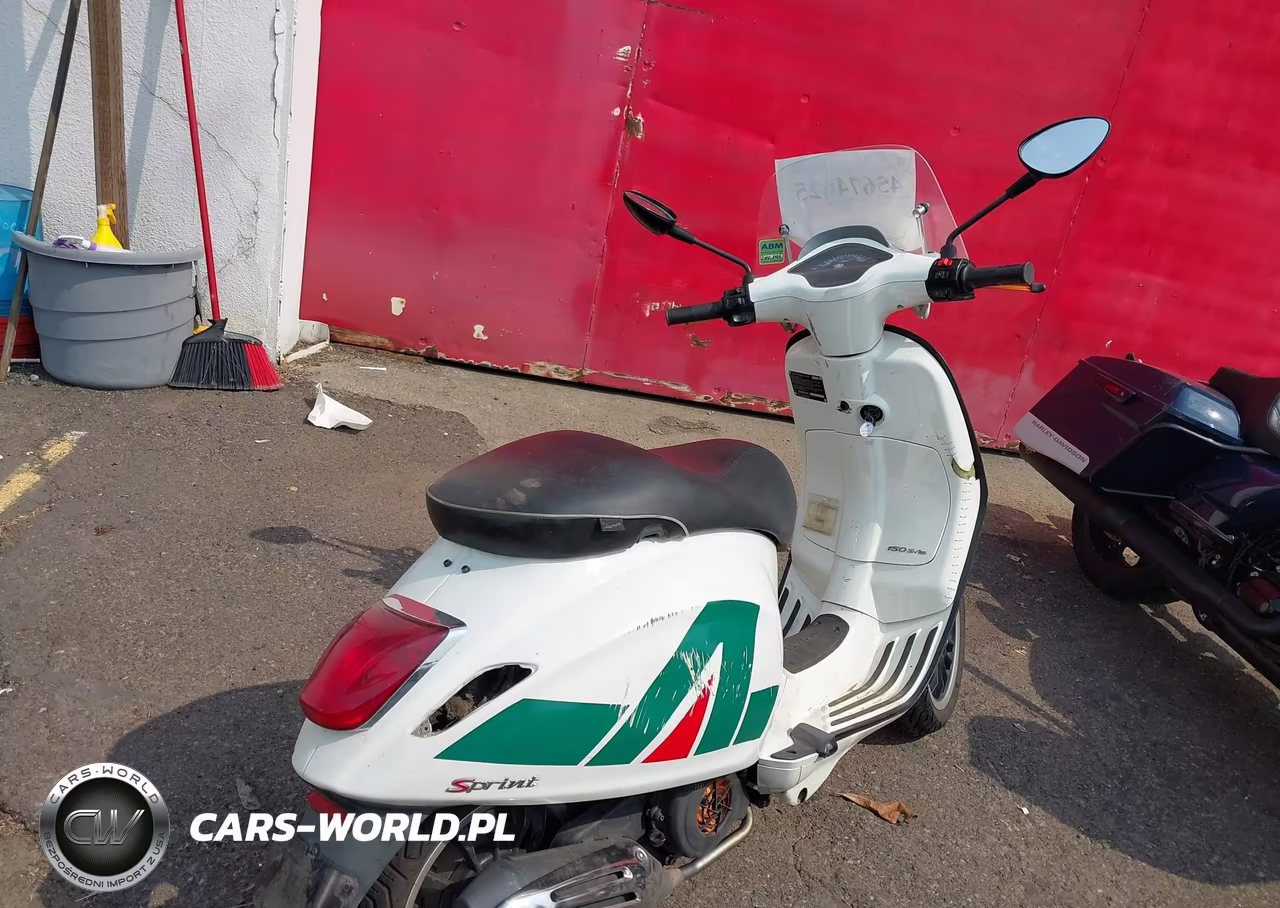 2017 Vespa Sprint 150 3V VIN:ZAPM818G8H5401844 - 4