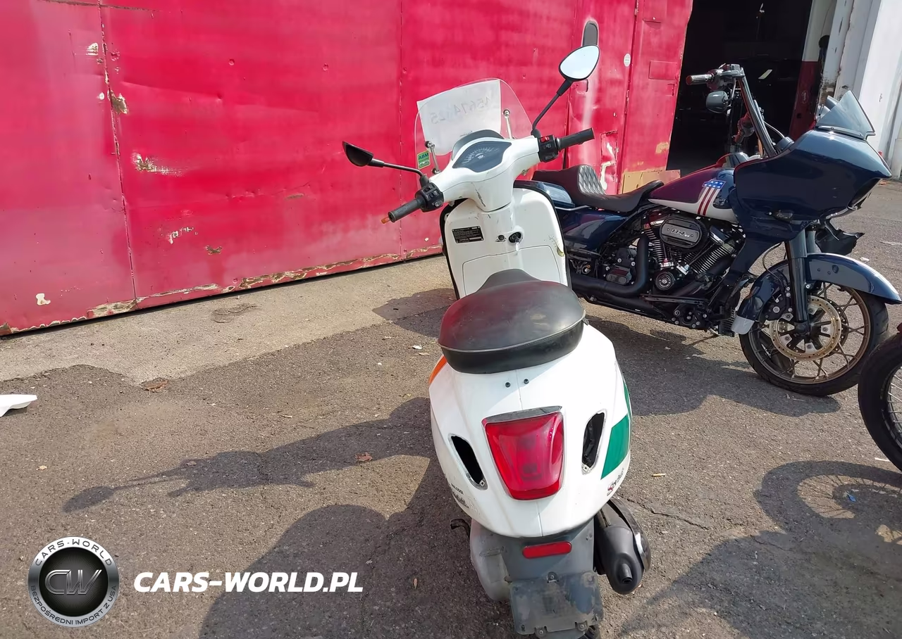 2017 Vespa Sprint 150 3V VIN:ZAPM818G8H5401844 - 6