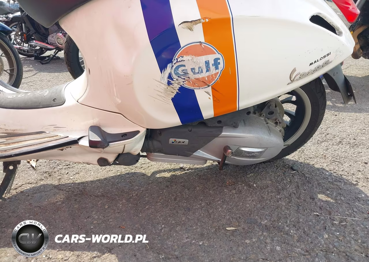 2017 Vespa Sprint 150 3V VIN:ZAPM818G8H5401844 - 9