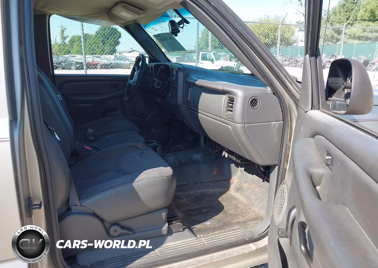 2003 Chevrolet Silverado 1500 Work Truck VIN:1GCEC14X93Z133902 - 5