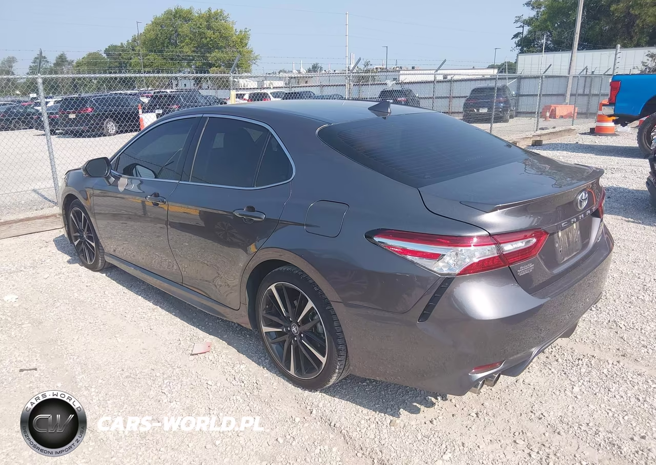 2020 Toyota Camry Xse VIN:4T1K61AK3LU944753 - 3