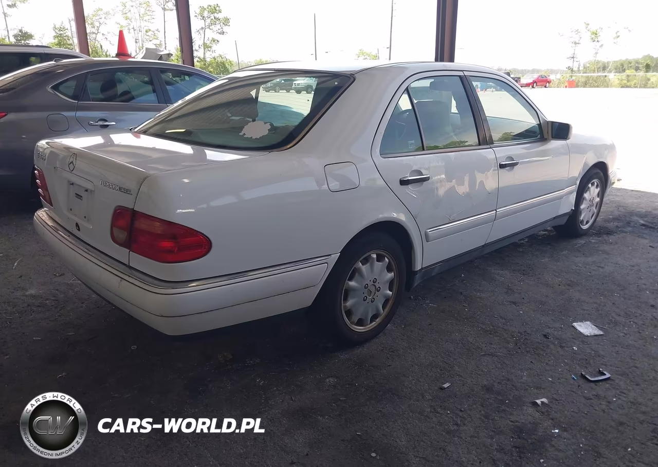 1999 Mercedes-Benz E 300 Diesel VIN:WDBJF25H8XA771242 - 4