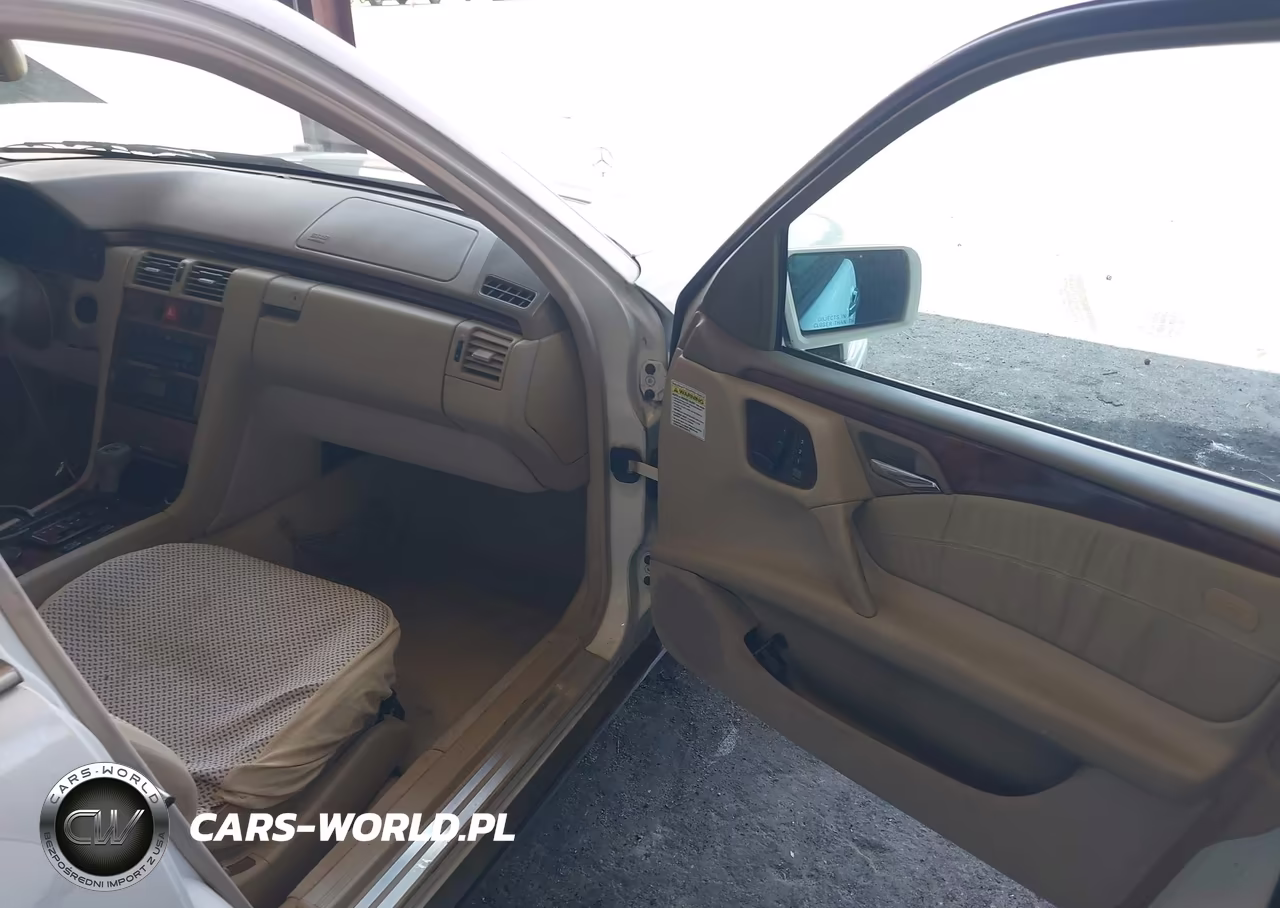 1999 Mercedes-Benz E 300 Diesel VIN:WDBJF25H8XA771242 - 5