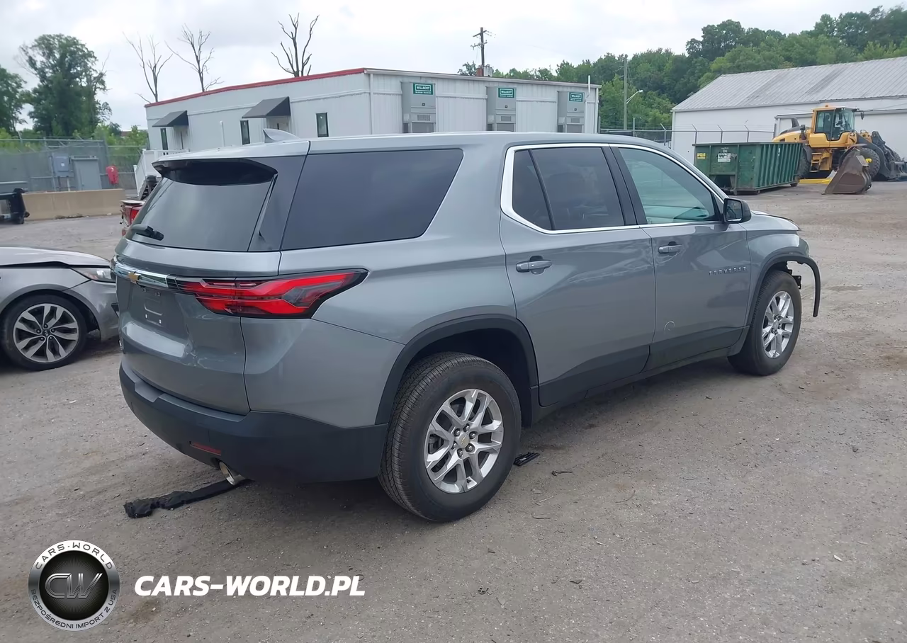 2023 Chevrolet Traverse Fwd Ls VIN:1GNERFKW2PJ332436 - 4