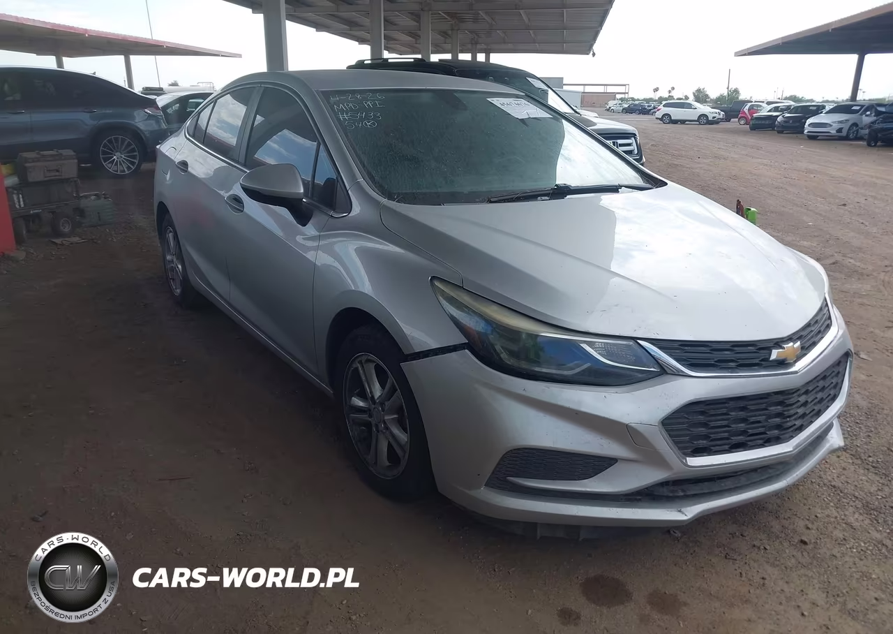 2017 Chevrolet Cruze Lt Auto – zdjęcie 1 z 11