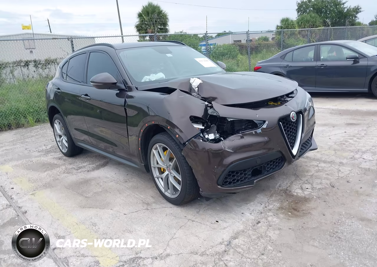 2018 Alfa Romeo Stelvio Sport Awd