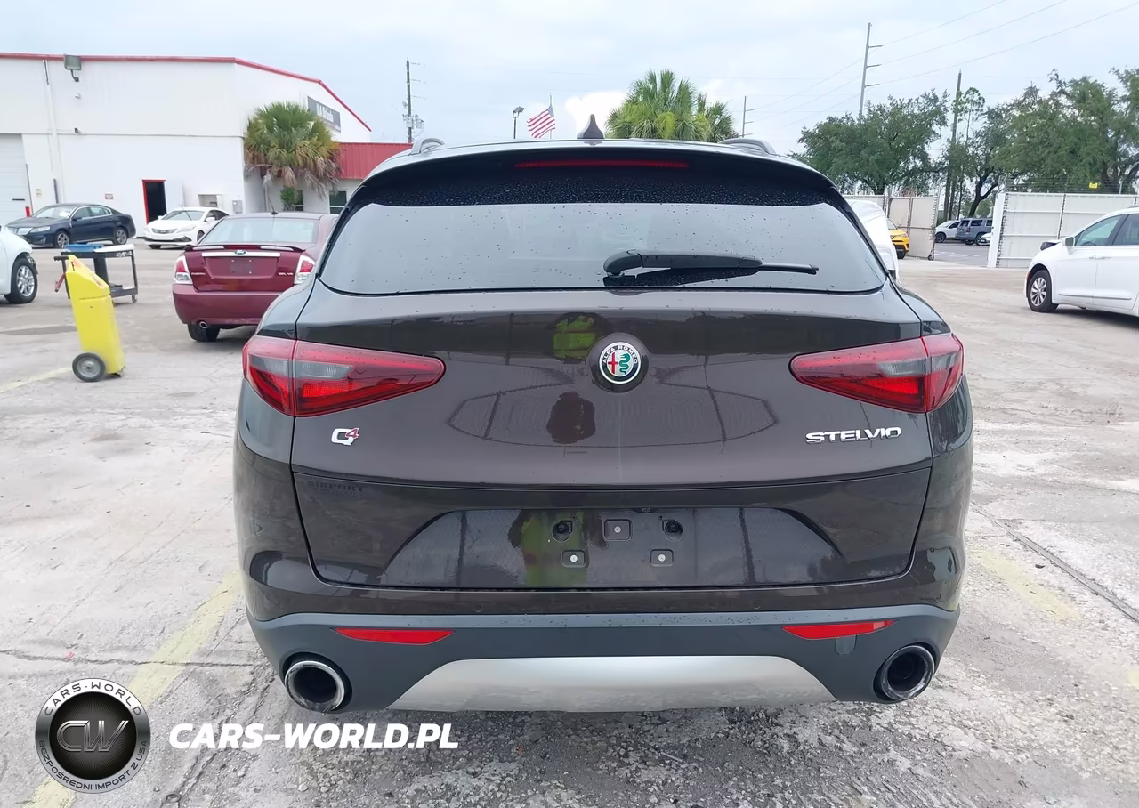 2018 Alfa Romeo Stelvio Sport Awd VIN:ZASFAKPN0J7B71240 - 16