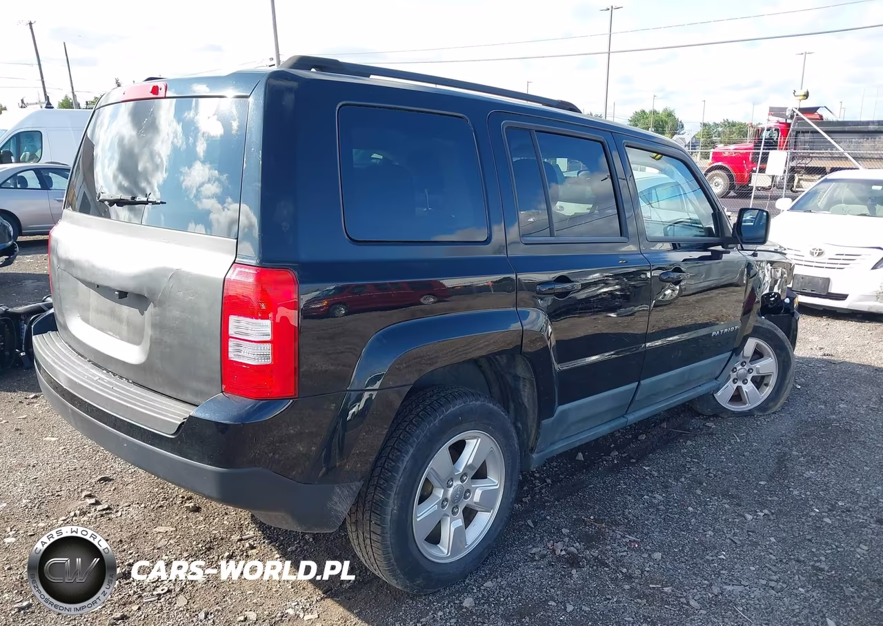 2012 Jeep Patriot Sport VIN:1C4NJRBB1CD506925 - 4