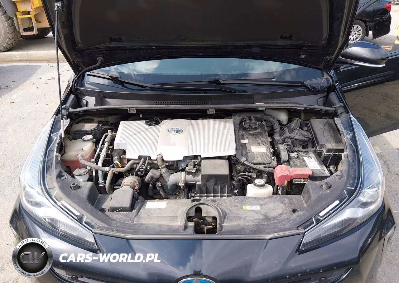2020 Toyota Prius Le Awd-E VIN:JTDL9RFU2L3013594 - 10