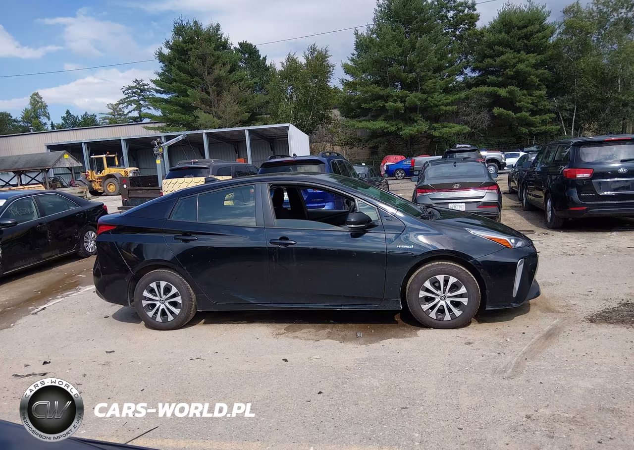 2020 Toyota Prius Le Awd-E VIN:JTDL9RFU2L3013594 - 13