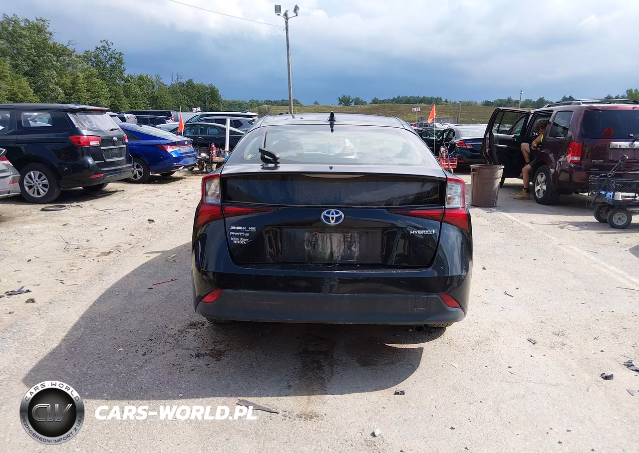 2020 Toyota Prius Le Awd-E VIN:JTDL9RFU2L3013594 - 16