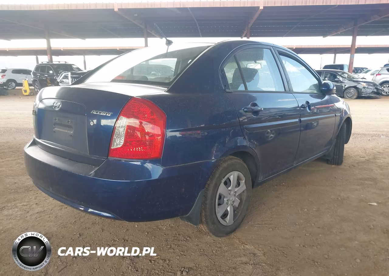 2008 Hyundai Accent Gls VIN:KMHCN46CX8U213268 - 4
